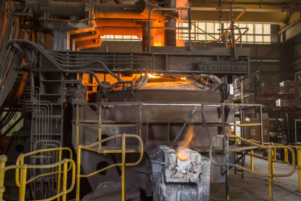 CR's Maryborough Foundry Furnace in action